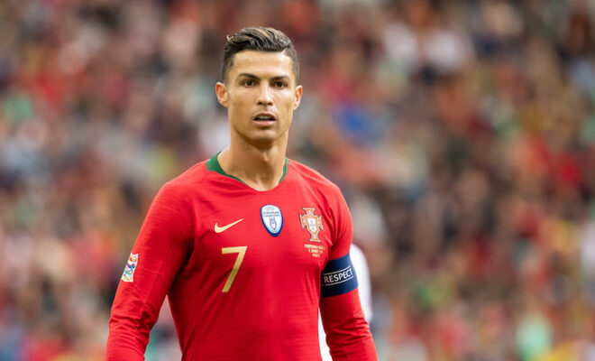 Cristiano Ronaldo kwenye rekodi mpya, kapiga goli la 700 ...